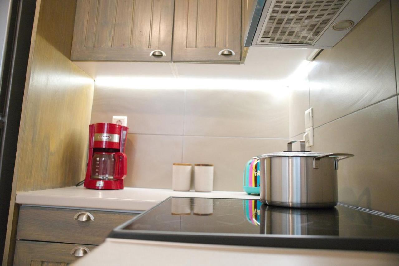 Aroura Homes Garden House 2Br 2Ba Free Parking Афины Экстерьер фото